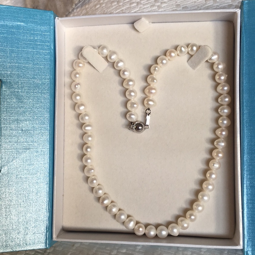 Pearls jewelry